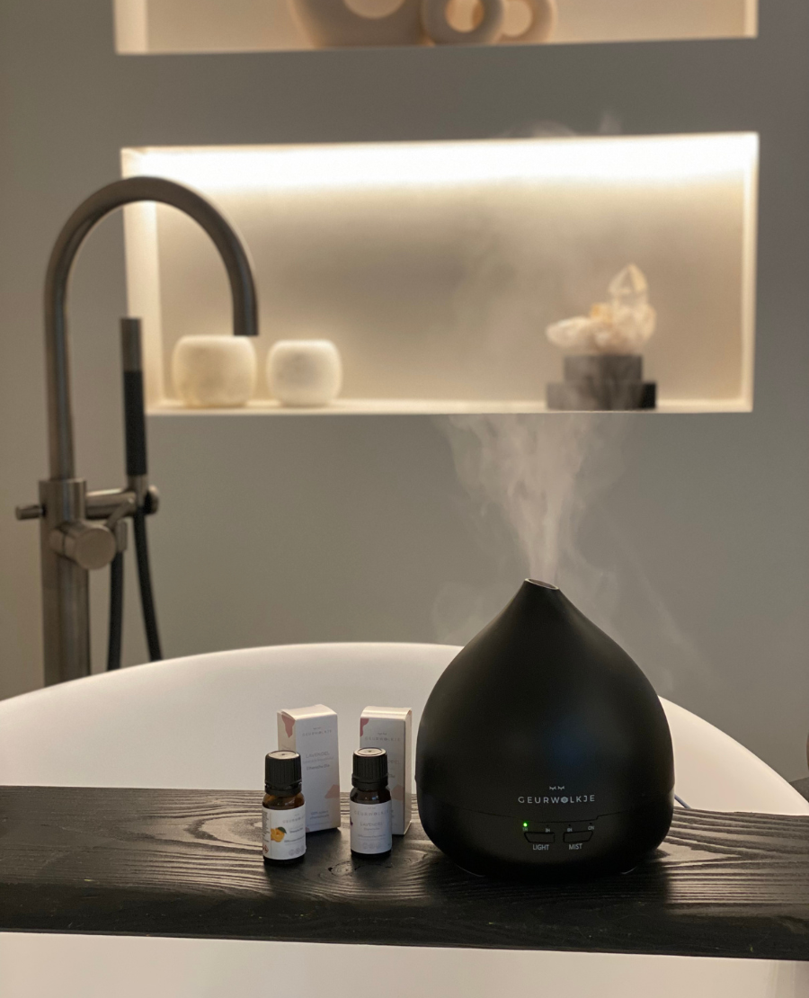 Geurwolkje Aroma Diffuser Unity 2.0 in zwart, een stijlvolle geurverspreider voor elke ruimte.
