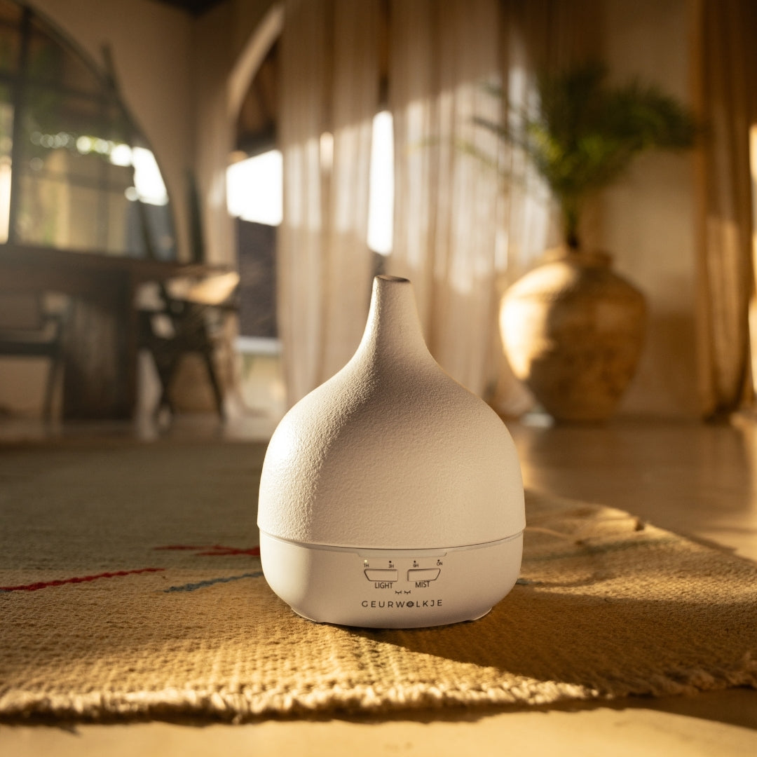 geurwolkje_aroma_diffuser_close2nature_off_white