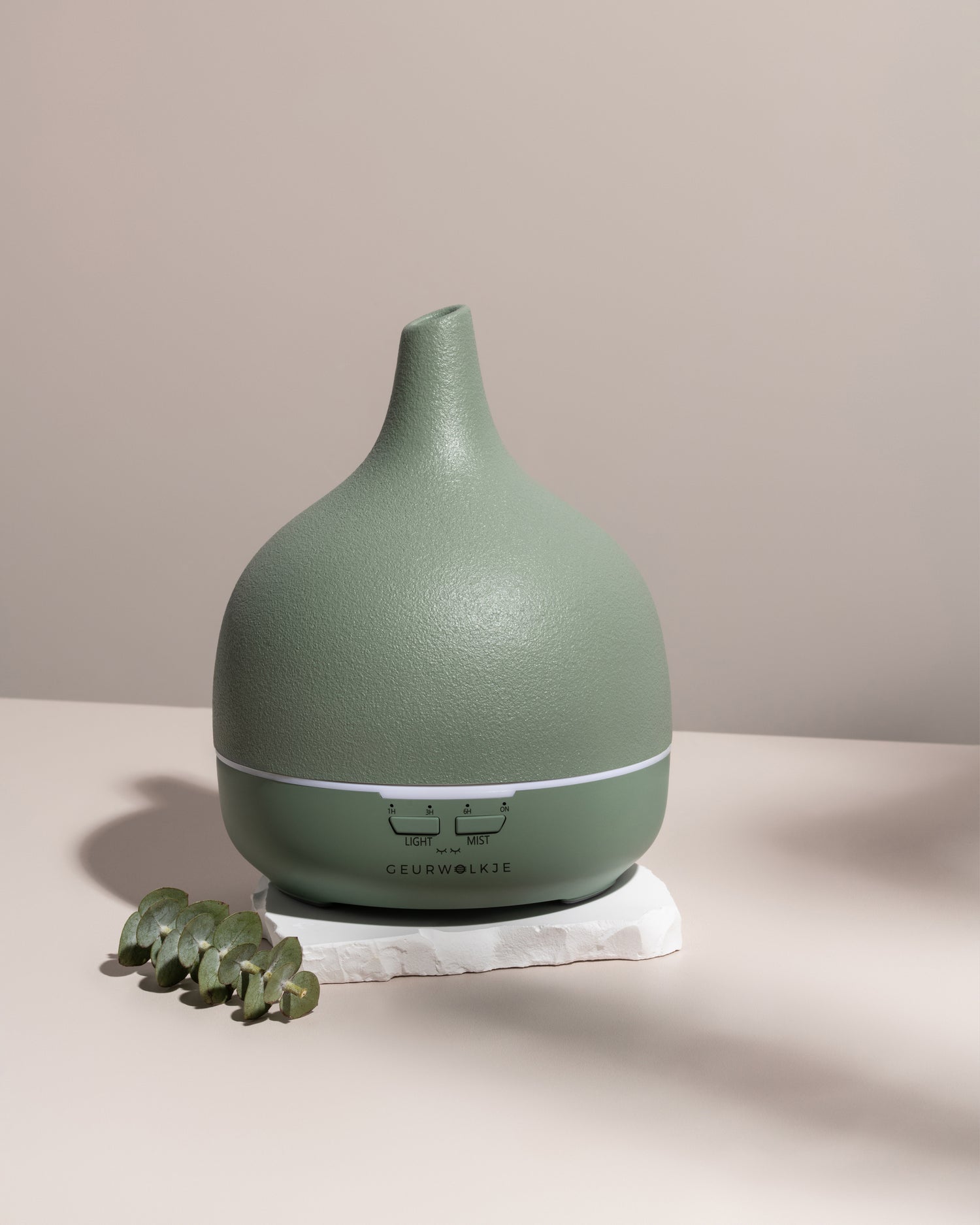 close_2_nature_3.0_eucalyptus_geurwolkje