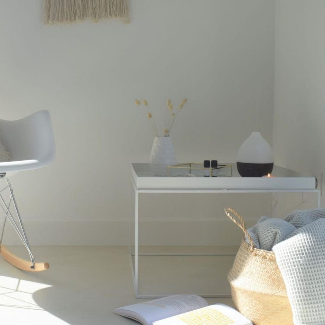 Geurwolkje Aroma Diffuser in donker hout Nimbus 2.0, perfect voor geurverspreiding.