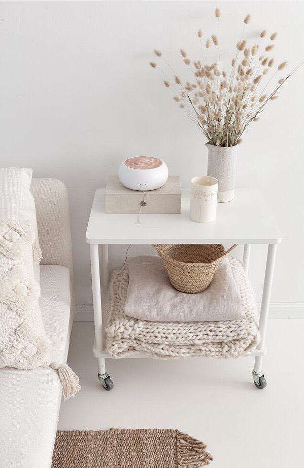 Geurwolkje Etherische Olie Diffuser in wit Sakura, ideaal voor etherische oliën.