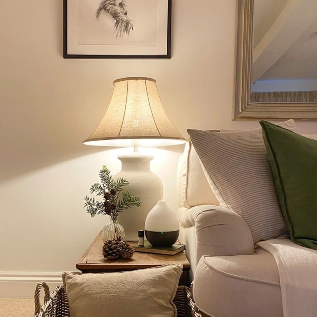 Geurwolkje Aroma Diffuser in donker hout Nimbus 2.0, perfect voor geurverspreiding.