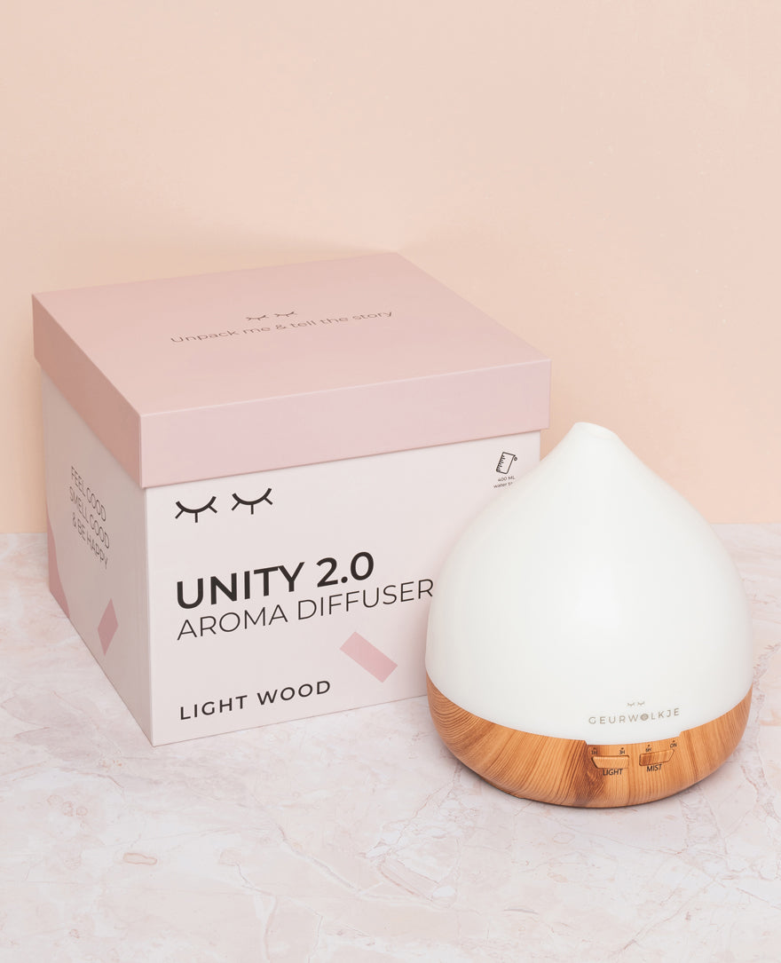 Geurwolkje Aroma Diffuser in Licht Hout Unity 2.0, perfect voor geurverspreiding.