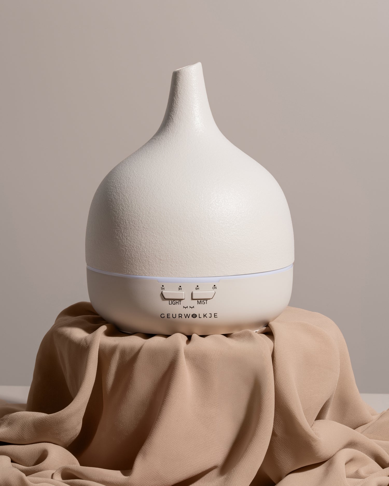 Close_2_nature_3.0_off_white_geurwolkje