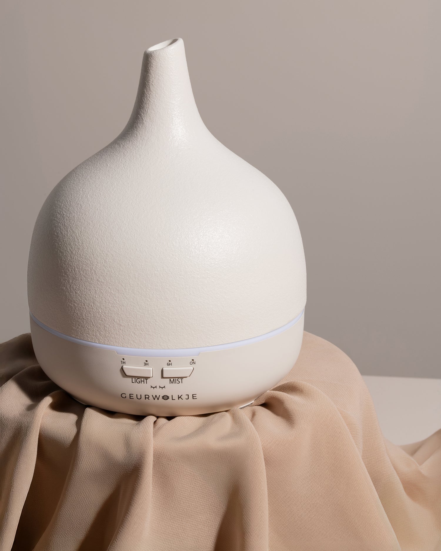 Close_2_nature_3.0_off_white_geurwolkje