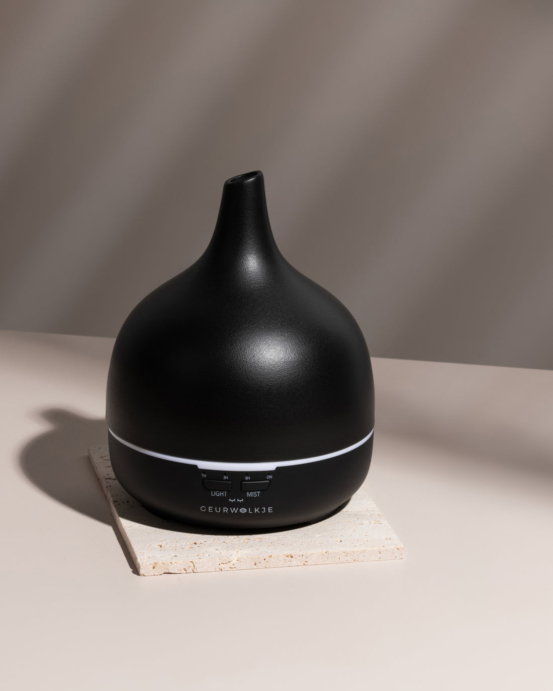 close_2_nature_3.0_midnight_black_geurwolkje